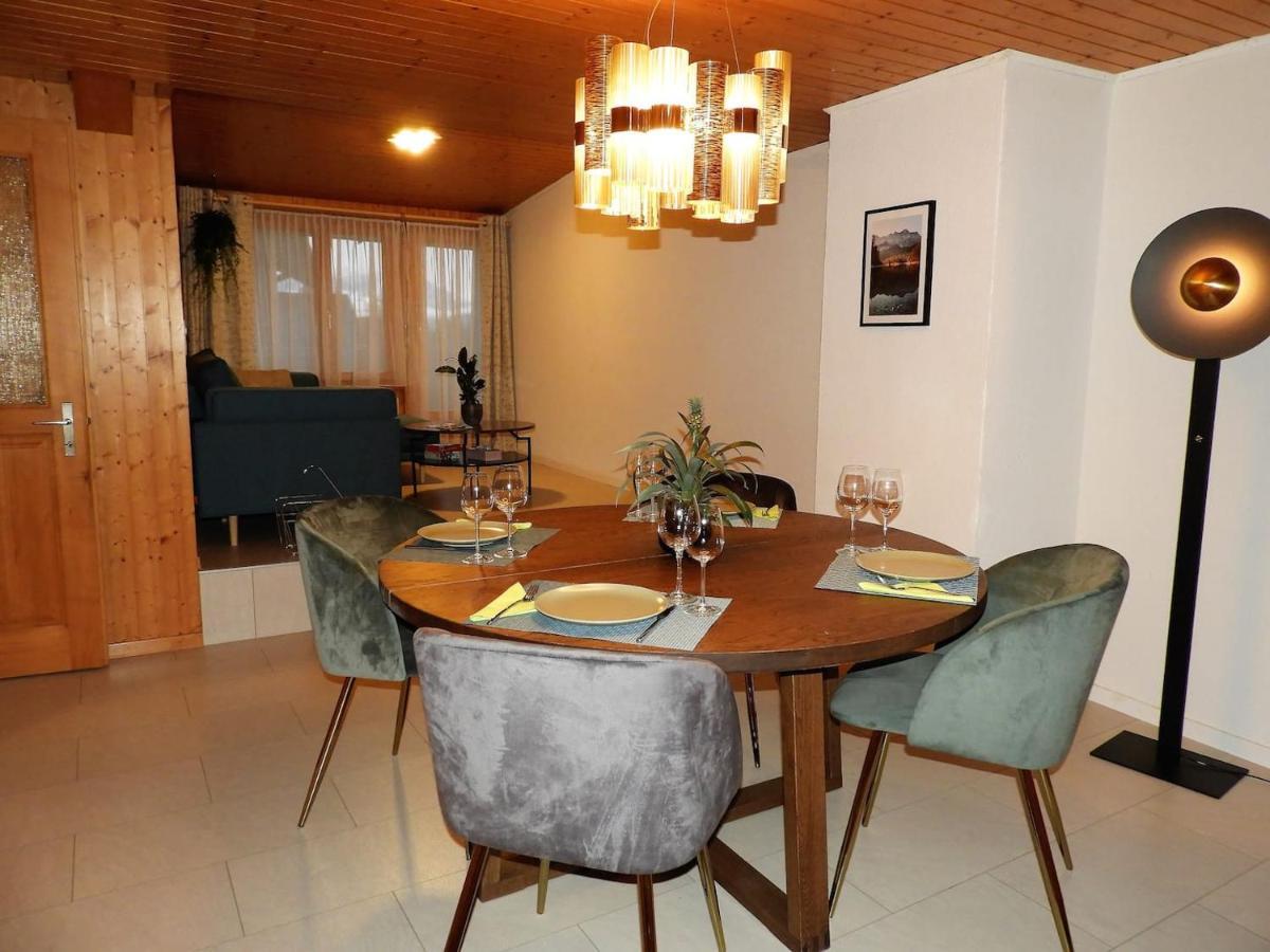 Schoene Ferienwohnung Mit Seeblick Thun Dış mekan fotoğraf